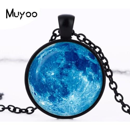 2017 new hot Blue Moon Pendant Full Moon Necklace Glass Photo Pendant Blue Outer Space Jewelry Nebula Necklace HZ1