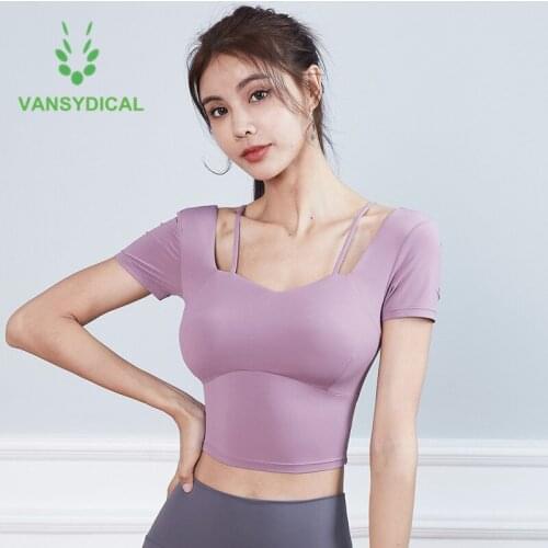 New Athletic Gym Yoga Shirts Crop Top With Chest Padded Women Sports Workout Short Sleeve Summer Fitness Jogging Sportswear