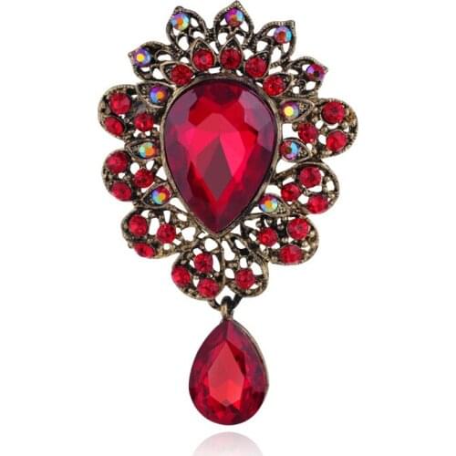 Wholesale luxury crystal brooch fashion crystal corsage, clothing accessories manufacturers supply