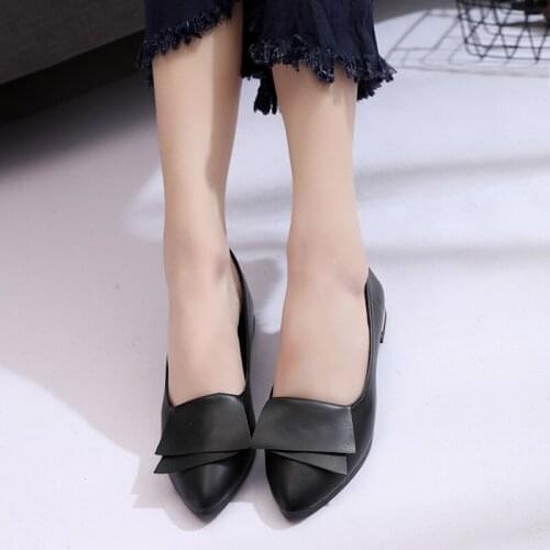 2020 Leather Flat Shoes Pointed Toe with Low Heels Woman Loafers Cowhide Spring OL Shoes Women Flats Women Shoes U19-74