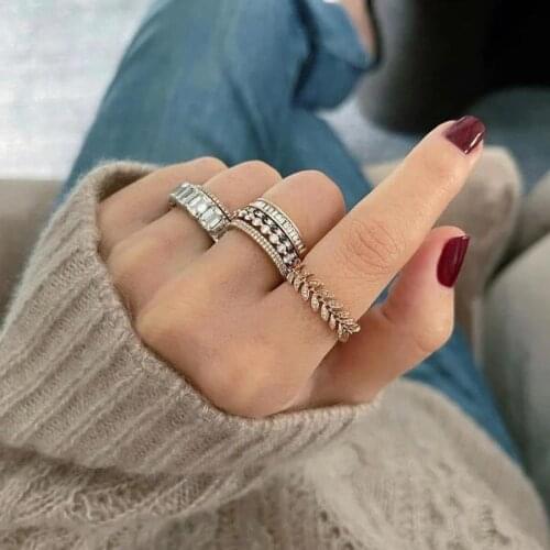 2021High Quality Trendy Wedding Leaves Band Charm Finger Ring For Women Gold Color Fashion Inlaid 5A Cubic Zirconia Rock Jewelry