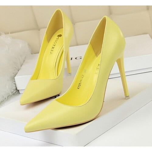 Korienkova Pumps