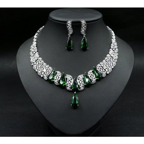 Yang Zhu Wei Ting Jewelry Sets