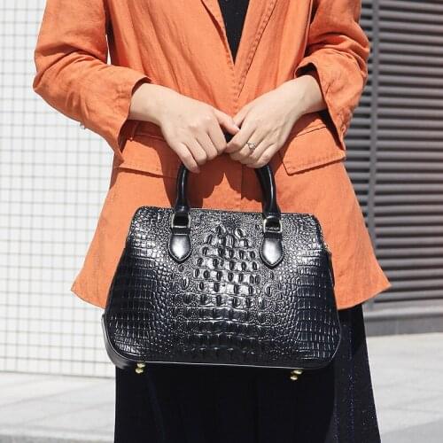 SnowSigner Ladies Handbags