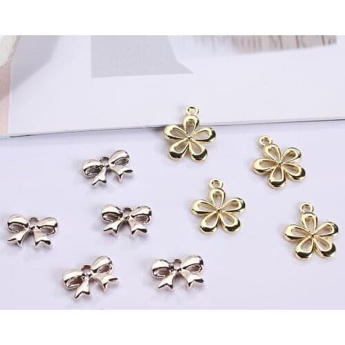 Xigracediy Bracelets With Pendants