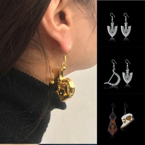 Anime JoJos Bizarre Adventure Kakyoin Noriaki Earrings Pierre Polnareff Splice Heart Long Earrings Women Men Jewelry