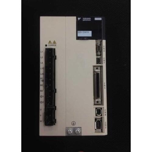 SGDV-120A01A SERVO DRIVER , used in good condition . 80% appearance new , good working , free shipping