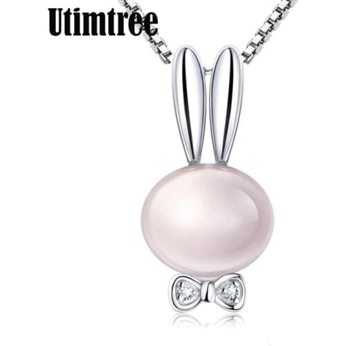 Utimtree Fashion Cute Animal Necklace Jewelry Rabbit Design Pink Natural Stone Pendants Necklaces for Girl Birthday Party Collar