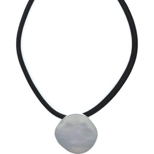 Hammered Matte Silver Plated Round Pendant Necklace With Black Leather 18 Inch Trend Jewelry For Women Girls Gifts