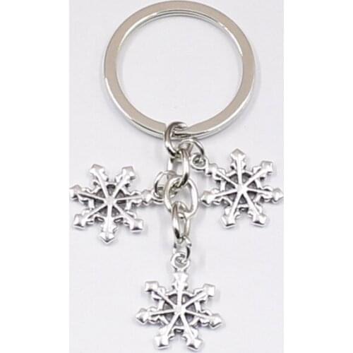 1Pcs Lovely Christmas Snowflake KeyChain Snow Flake Key Chain Ring Purse Pendant For Classic Lovers' Gift Jewelry