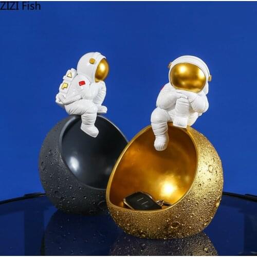 European Resin Astronaut Storage Box Living Room Coffee Table Desktop Decoration Candy Key Small Objects Storage Home Decoration