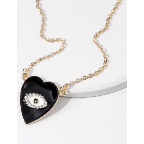 Fashion Heart-shaped Devils Eye Pendant Necklace Romantic Punk Gold Chain Accessories For Men Women Creative Party Jewelry