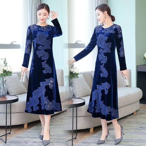 Dress Autumn And Winter 2018 New Pattern Velvet A A-line Long Sleeve Self-cultivation Temperament Grace Rendering