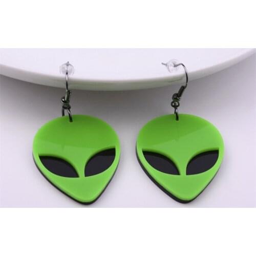 Fashion Creative New Design Green Alien Acrylic Drop Earrings Cool Punk Exaggerated Saucer Man Dangle Earrings Trendy Jewelry