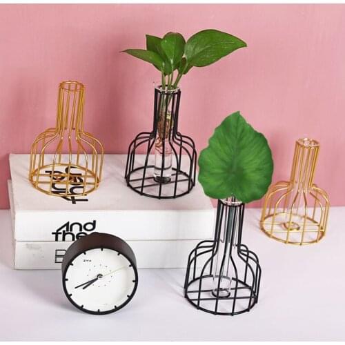 Retro Iron Line Vase Hydroponic Plant Flower Vase Metal Plant Holder Nordic Styles Tabletop Home Decoration Accessories Modern