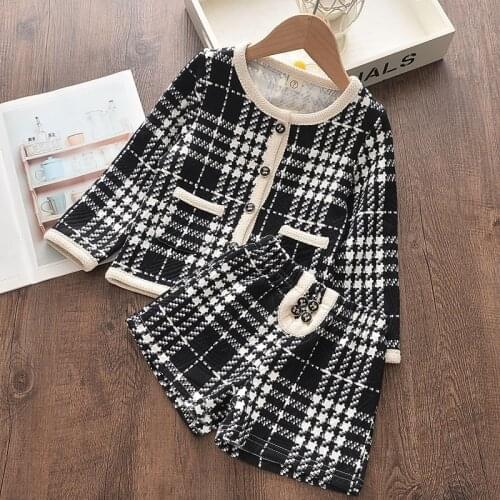 2020 Girls Winter Clothing Set Long-sleeved Plaid Cardigan + Shorts Suit Blazer Clothes Set Kids Children Coat Skirt Set Autumn