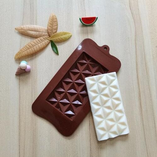 Silicone Chocolate Mold 3d Triangular Baking Tools Non-stick Silicone Cake Mould Diy Jelly Candy Molds Kitchen Accessories