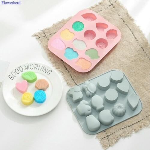 12 Cavities Fondant Cake Silicone Mold Animals Heart Shape Christmas Molds Cake Decorating Tools DIY Chocolate Biscuit Mold