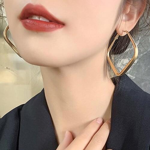 2020 New Womens Earrings Round Squar Shape Metal Drop Earrings for Women Bijoux Korean boucle Girl Gift Jewelry Wholesale