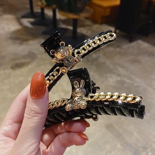 Vintage Metal Chain Bear Hair Claw For Women Handmade Old Style Retro Golden Rabbits Bear Hair Crab Hair Accessories Wholesale