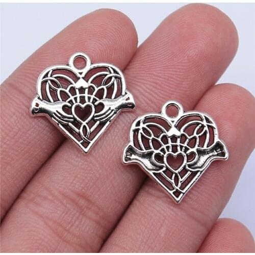WYSIWYG 10pcs 20x20mm Antique Silver Color Hand Heart Charms Pendant For Jewelry Making DIY Jewelry Findings
