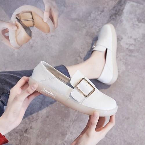 2020 Womens Loafers leather Slip-on Flat Shoes Women Spring Autumn Non slip Ladies shoes Comfortable Fashion Sturdy Sole R12-85