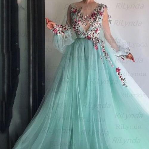 Long Sleeves Prom Dresses Party Gowns Robe De Soiree Formal Prom Dresses Plunging 3D Flowers Beading Top Evening Gown