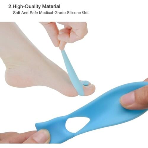 2Pcs Soft Silicone Toe Separator Thumb Toe Aligner Positioning Separator Foot Care Tool Straightener Thumb Crooked