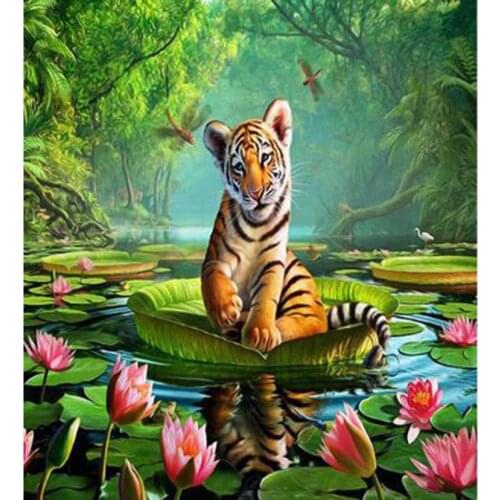 5D DIY Diamond Painting Animal Painting Cute Little Tiger Picture Square/Round Diamond Cross Stitch Embroidery Decoration WG2919