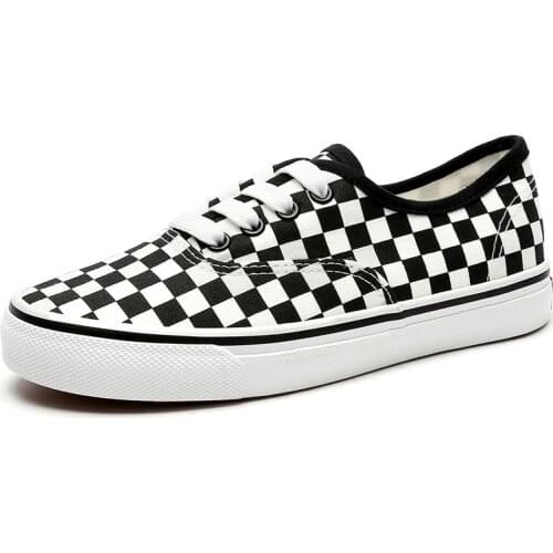 Women Canvas Sneakers Lace-Up Vulcanized Shoes Lattice Design Boots Non-Slip Skateboarding Shoe Unisex Flat Shoes 35-44 New