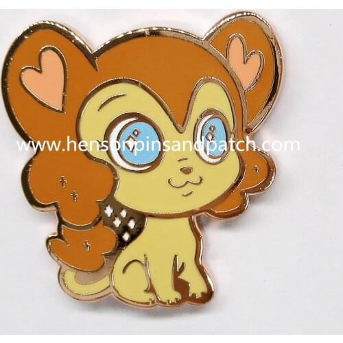 China Supplier gold metal High polish zinc alloy hard enamel animal dog pin badge
