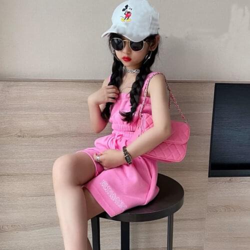 Girls fashion sling vest mid-pants set 2021 summer dress new foreign gas Korean version of the big childrens sports suit tide