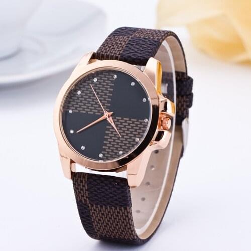 Reloj Mujer 2021New Womens Watches Famous Brand Sports Quartz Watch Women Fashion Casual Plaid Wristwatch Relogio Feminino