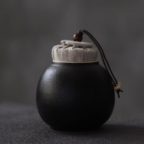 Household Small Tea Pot Ceramic Old-fashioned Porcelain Tea Pot Tea Creative Airtight Pot WF