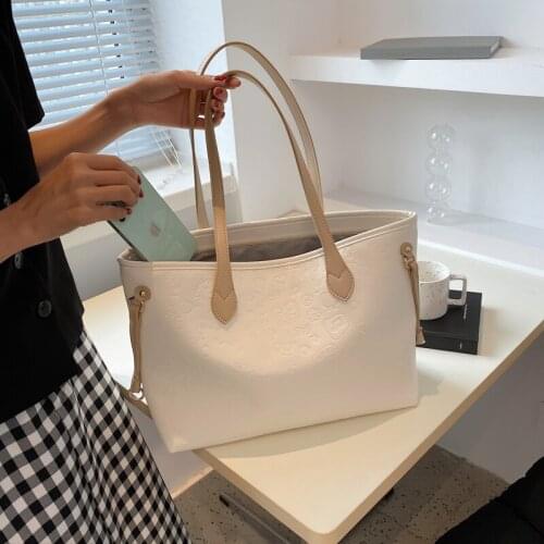 Ladies Casual Shoulder Bag Leisure Big Bag Cabbage Basket Female Bag Summer New Style Solid Color Female Bag Texture Female Bag
