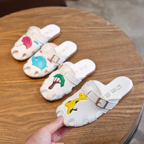 Girls Cute Childrens cartoon Animal Baotou Slippers Kids Summer New Fashion Patent Leather Flat Outdoor Sandals 4-12 Years Old