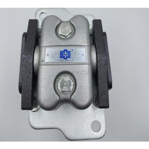 For Komatsu excavator PC120-6/7/8 PC200-5/6/7/8 walking foot valve pilot valve assembly high quality accessories free mail