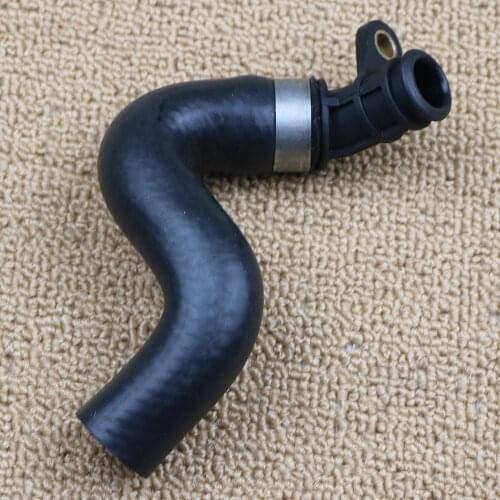 30713530 LR001442 Engine Coolant By-Pass Oil Cooler Upper Hose For Land Rover Freelander 2 3.2 car