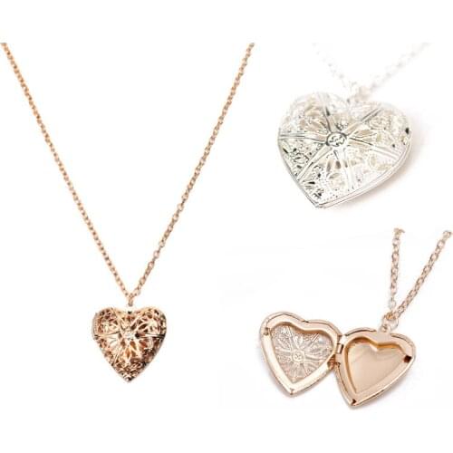 2019 New Creative Heart Shape Hollowed Photo Secret Medallion Necklace Alloy Pendant Necklace Set Friends Couples Gifts Jewelry