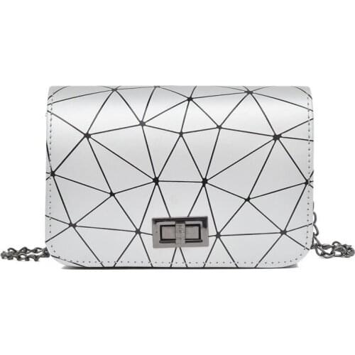 2021Yogodlns New Fashion Diamond Chain Black Purse Women Shoulder Bag Plaid Lady Mini Crossbody Bag PU Leather Lock Flap Handbag