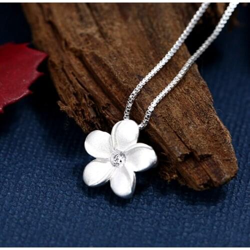 925 Sterling Silver Necklace Pendant For Women Gardenia Flower Pendant New Trendy Charm Adjustable Chain Choker Gift Jewelry