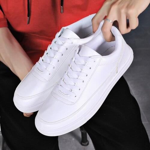 Mens Shoes New Youth Leather Upper Board Shoes Men Korean Fashion Students Flat Bottom Casual Sports Shoes Sneakers