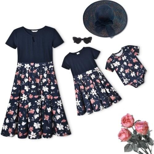 Floral Print Dress Mother and Daughter Dress Round Neck Short-sleeved Family Clothing Patchwork Women Girls Dress Baby Romper