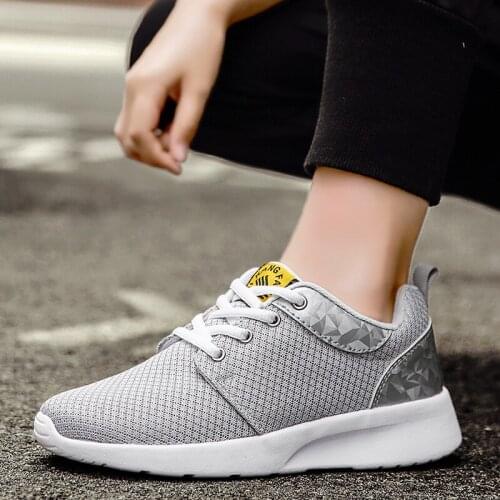 Cheap Women Running Shoes Comfortable Laser Walking Sneakers Flying Woven Flat Women Sport Movement Big Size 41Pink Lady Shoe 42