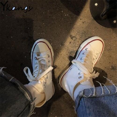 High-top White Canvas Shoes Korean School Style Lace-up Breathable Ladies Sneakers Classic Retro Casual Womens Vulcanized Shoes