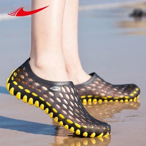 Beita Women's Slip-ons