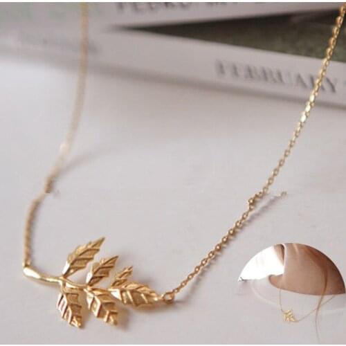 Chic Fashion Jewelry Golden Chain Leaf Necklace Pendant Charm Chain Simple Necklace Women Girl Wedding Gift