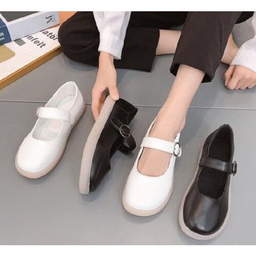 Simple and versatile and comfortable flat womens shoes spring and summer new round toe shallow mouth small leather shoes