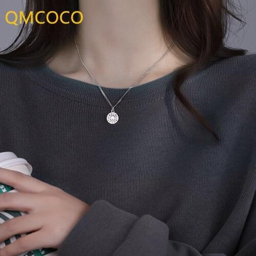 Korean Version Creative Design Retro Necklace Men Women Trendy Simple Personality Smile Face Pendant Collarbone Chain Party Gift