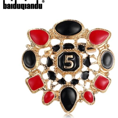 Baiduqiandu 2021 New Arrival Vintage Style Red and Black Color Acrylic Crystal Brooches Fashion Jewelry for Women